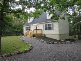 66 Basswood Ct
