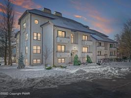 29 Midlake Drive 302