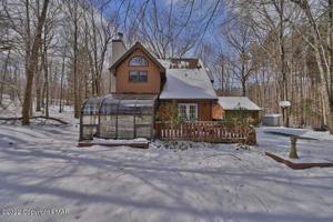 106 Lakewood Dr