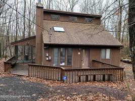 152 Rim Rd