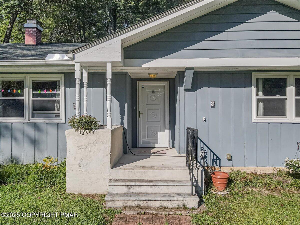 Image 3: 08-Photo Aug 18 2025, 5 16 08 PM