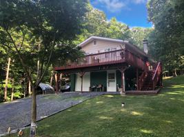 6528 Moschella Ct