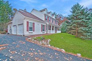 6115 Highpoint Ct