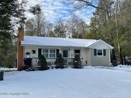 12 Shady Haven Ln