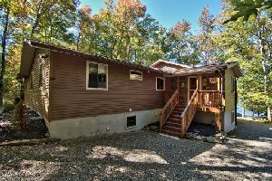 77 Lake Drive East