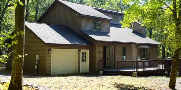 15 Recreation Dr