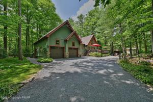 1135 Greenhill Rd