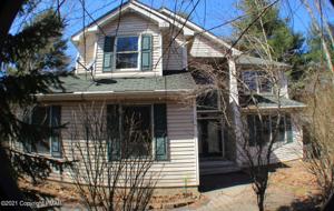 110 Pinewood Dr