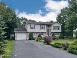 1216 Glade Dr