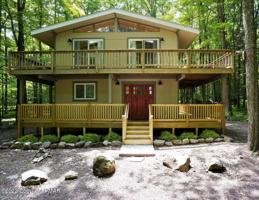 3415 Woodpecker Court