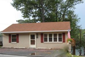 44 S Lake (Lakefront) Dr