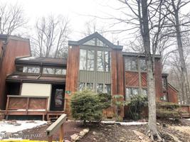34 Dove Dr