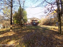 123 Upper Notch Rd