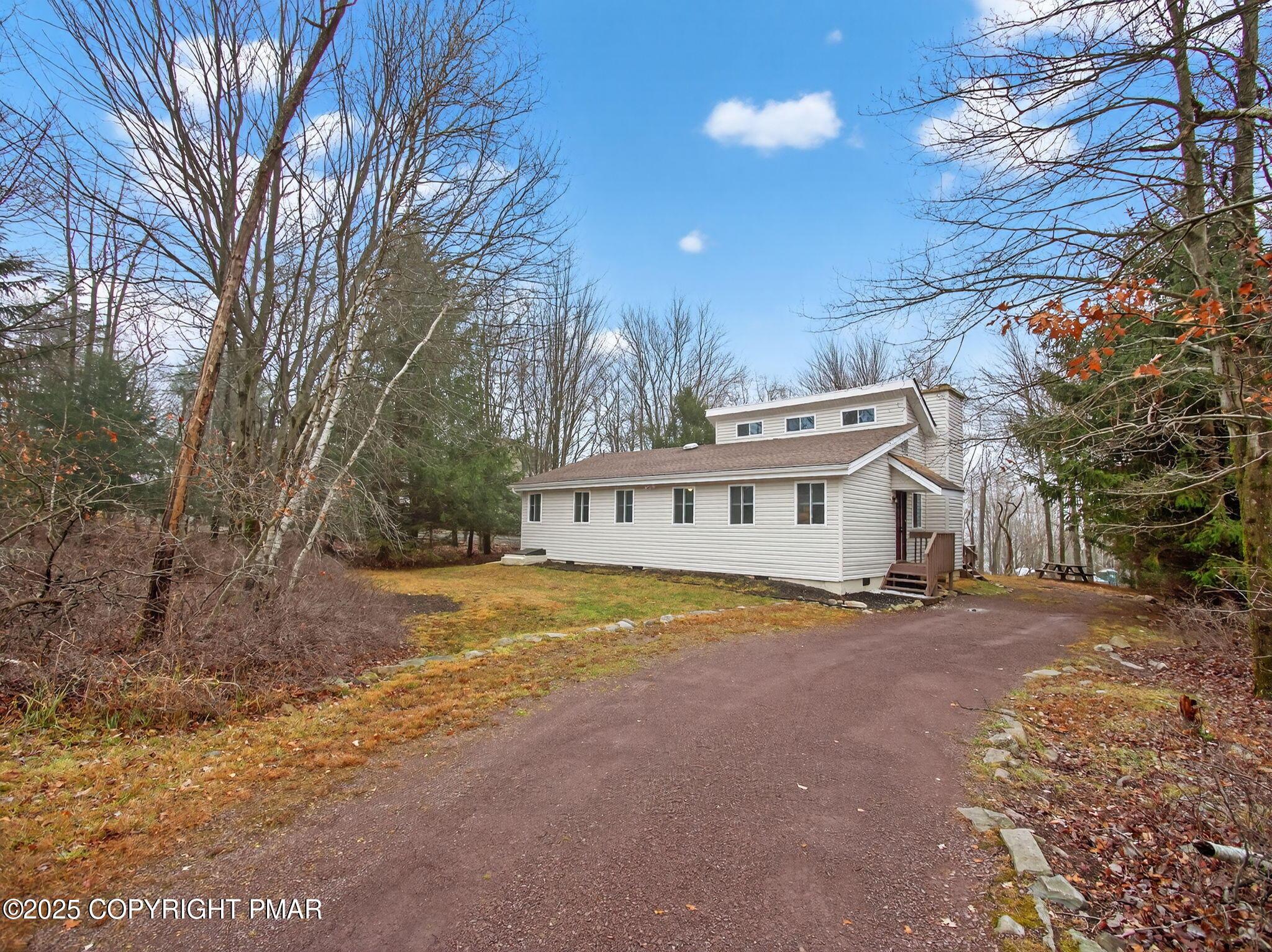 Image 3: 1-web-or-mls-Image_01