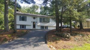2389 Woodcrest Dr