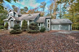 1504 Crestview Lane