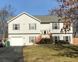 217 Clubhouse Dr