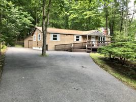 1372 Park Dr