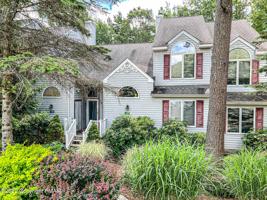 134 Laurelwoods Drive