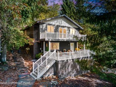 2398 Woodcrest Drive