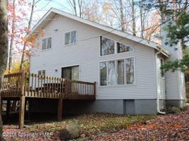 93 Lake Drive East