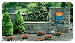 303 Washington Crossing