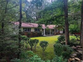 17 White Oak Rd