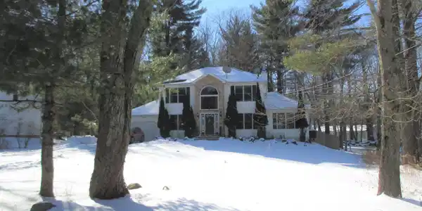 135 Cranberry Dr