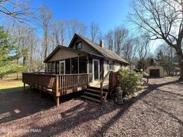 216 Keats Ln