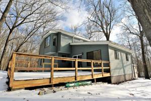 824 Clubhouse Dr