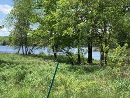 13 Lake Shore Dr