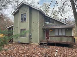 1227 Park Dr