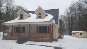8 Larch Ln
