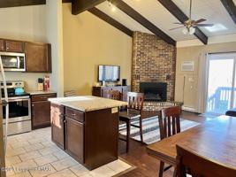 493 Moseywood Rd