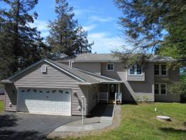 10 Longfellow Circle