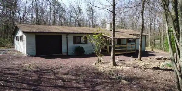 31 Recreation Dr