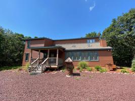 274 Colonial Ter