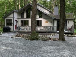 129 Pine Dr