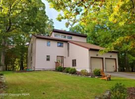 212 Hobbit Dr