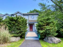 16 Lennon Circle