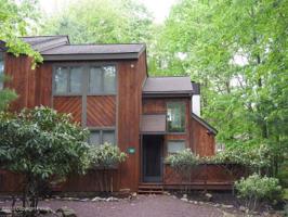 53 Warbler Ct