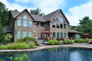 480 Lake Dr