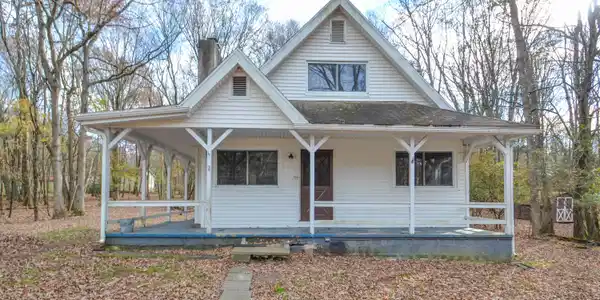 74 Indian Trail