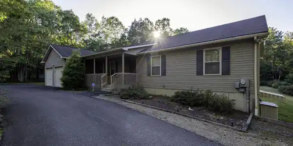 85 Honeysuckle Dr