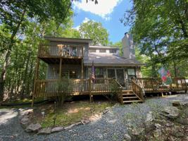 44 Byron Ln