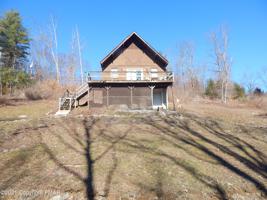 1086 Kingbird Trl