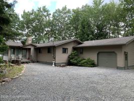 8 Joseph Ln