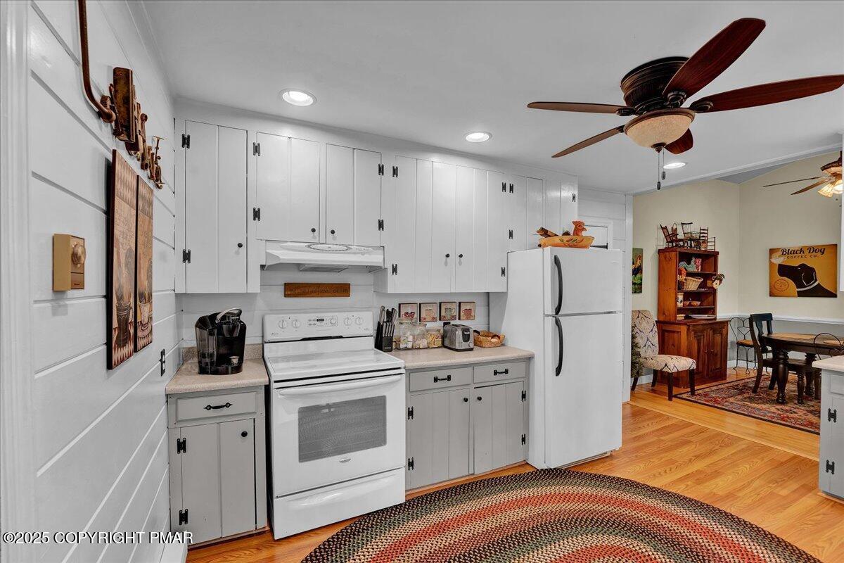 Image 4: 14-A7405787