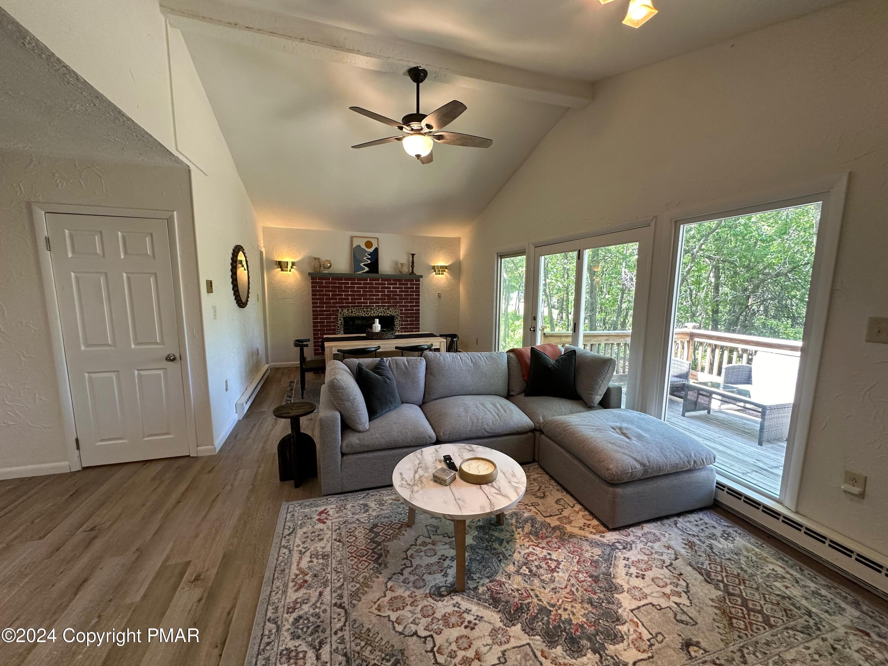 Image 2: Living Room