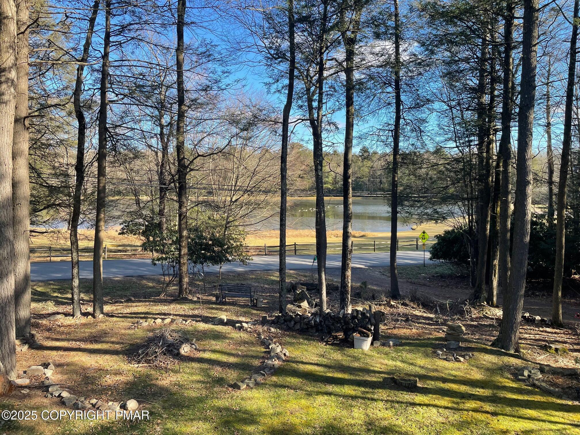Image 4: View of lake from deck